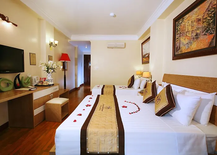 Hanoi House Hostel & Travel